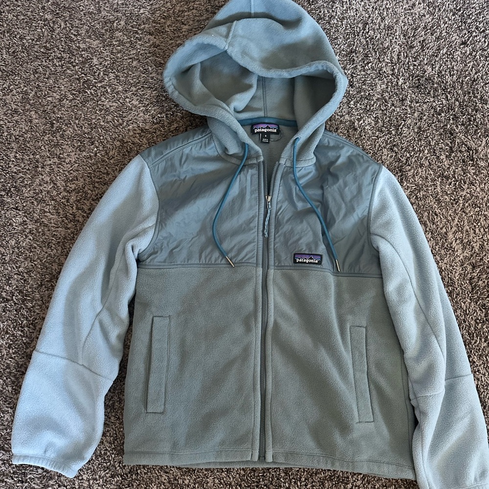 Patagonia Gray Hooded Fleece Jacket